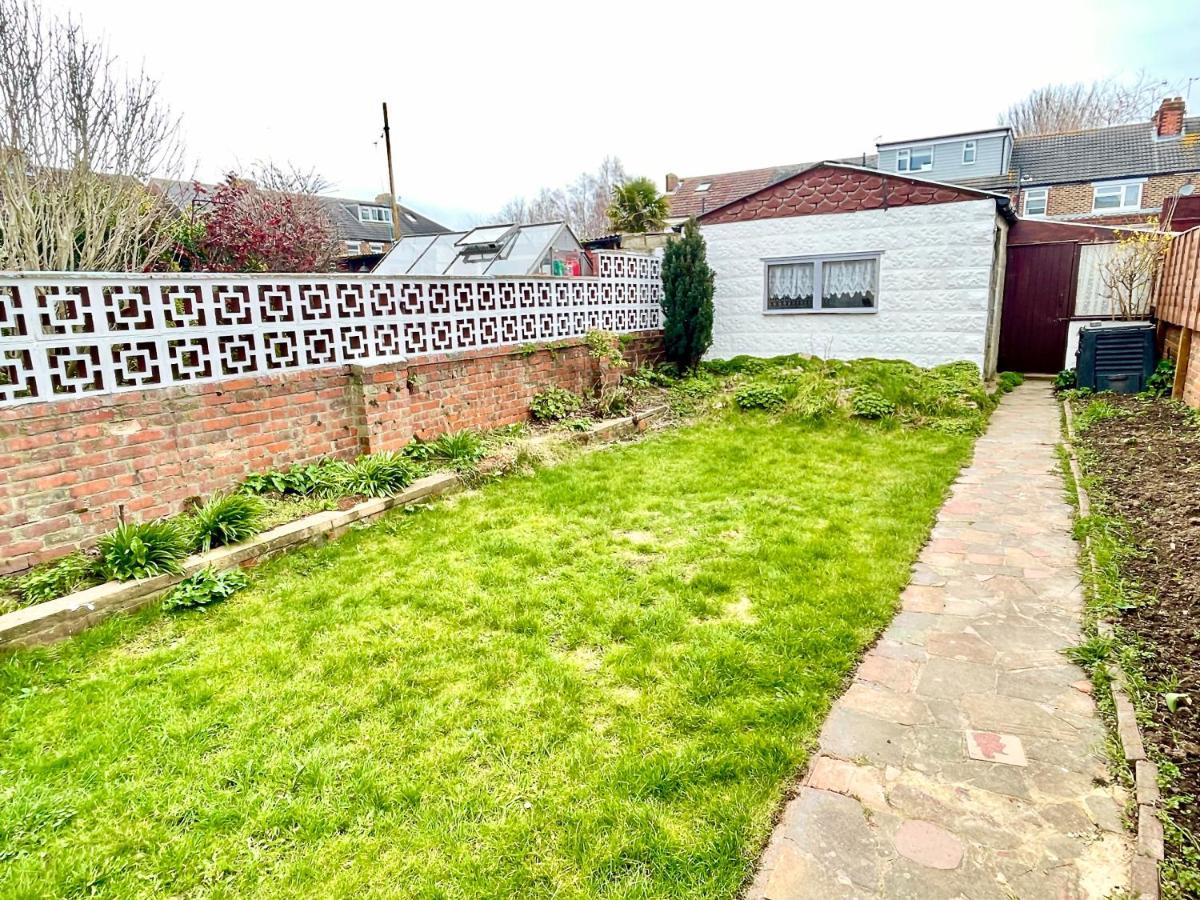 Portsmouth 3 Bedroom Getaway, Sleeps 6 ภายนอก รูปภาพ