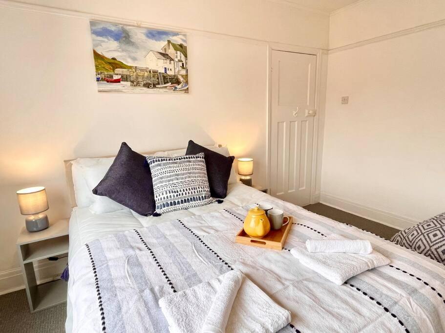 Portsmouth 3 Bedroom Getaway, Sleeps 6 ภายนอก รูปภาพ