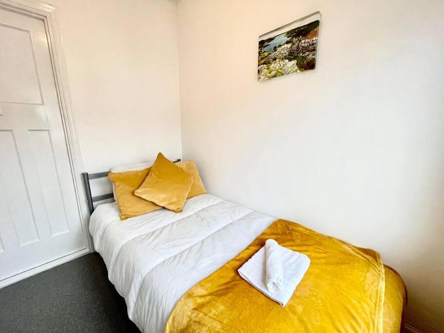 Portsmouth 3 Bedroom Getaway, Sleeps 6 ภายนอก รูปภาพ