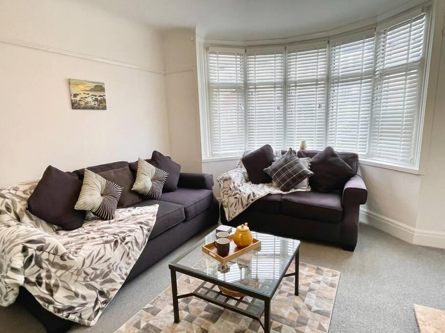 Portsmouth 3 Bedroom Getaway, Sleeps 6 ภายนอก รูปภาพ