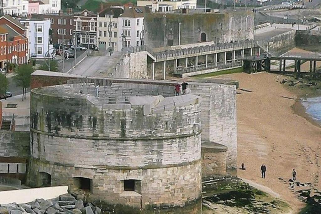 Portsmouth 3 Bedroom Getaway, Sleeps 6 ภายนอก รูปภาพ